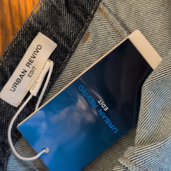 Urban Revivo - Vestaire Collection High Low Denim Dress - Picture 3 of 4